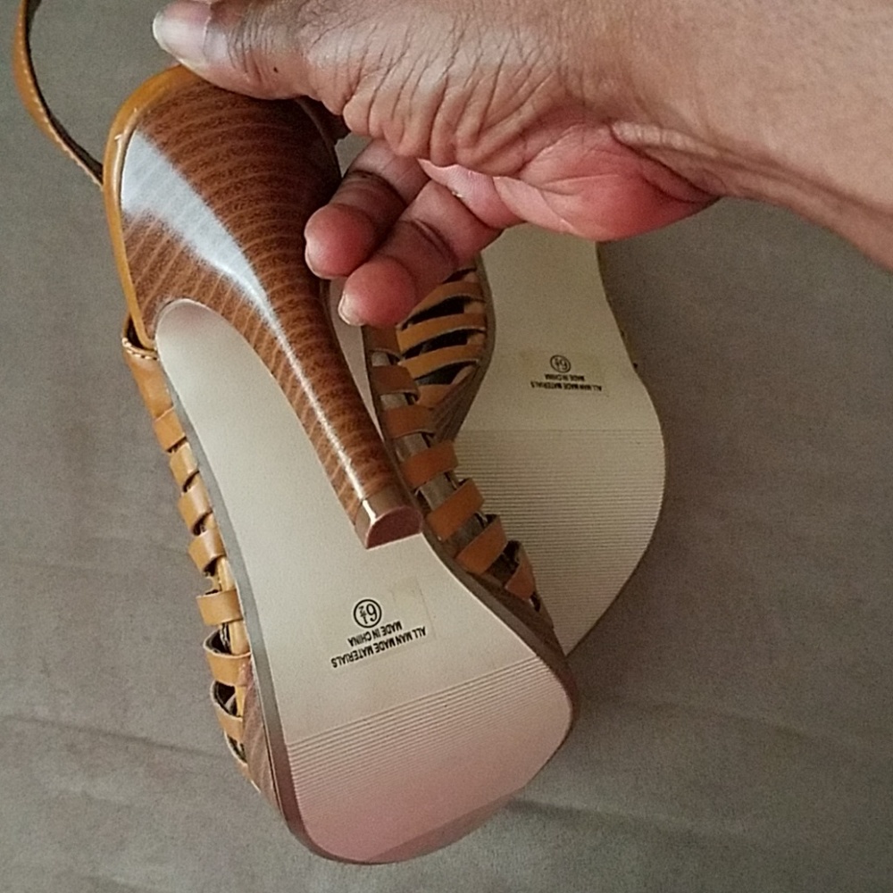 Delicious sandals - Picture 4 of 8
